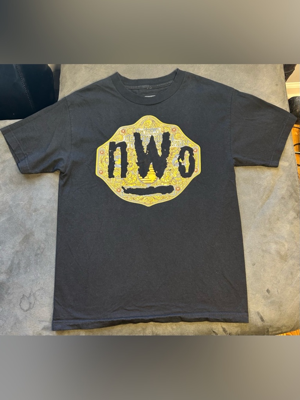 nWo Championship Belt Graphic Tee - Black & Gold size M